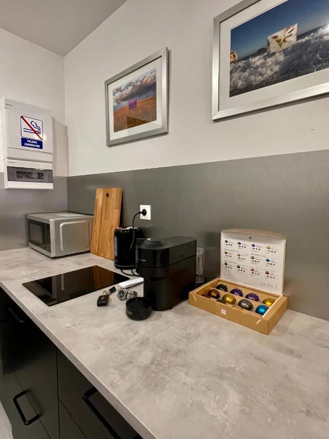 Plac Wolnosci 6 Contactless Check-In 24H Познан Екстериор снимка
