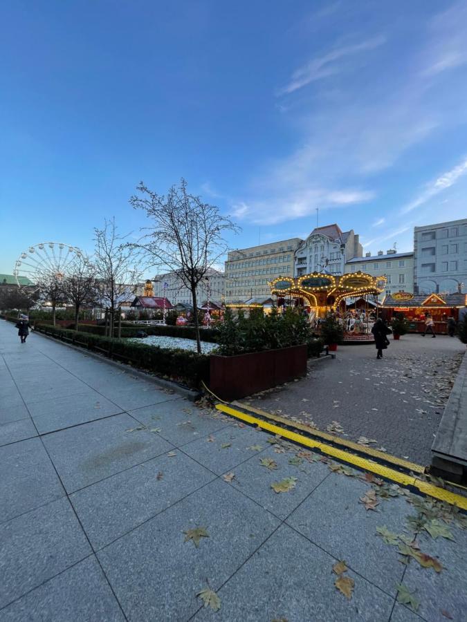 Plac Wolnosci 6 Contactless Check-In 24H Познан Екстериор снимка